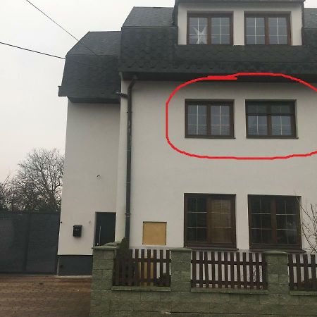 Apartment Dubnica-Prejta 2 Dubnica nad Váhom Dış mekan fotoğraf